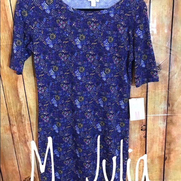 Julia - Picture 1 of 1